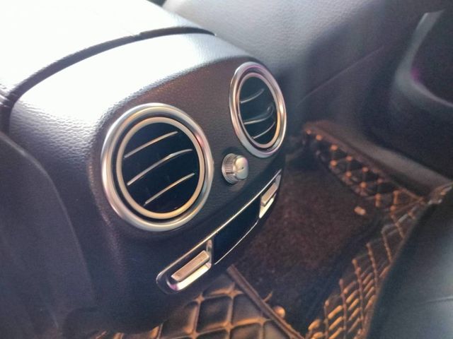 GLC250 4MATIC AMG Line 總代理 滿配 2.0L 認證車 ACC  第7張相片