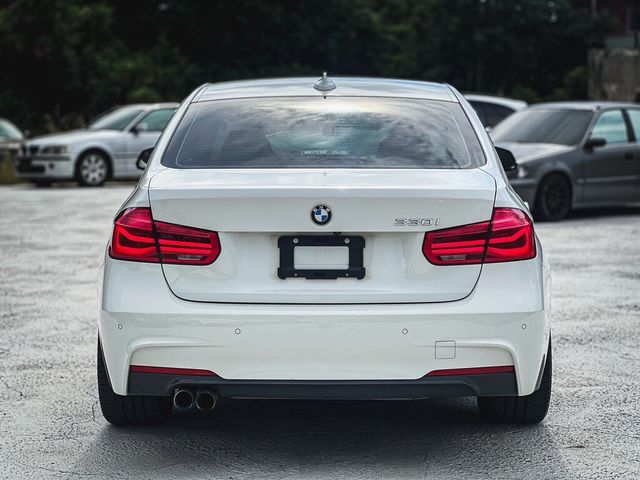 BMW寶馬 330I  第4張相片