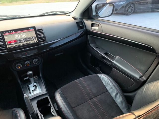 MITSUBISHI三菱 LANCER IO  第8張相片