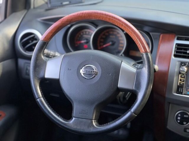 NISSAN日產 LIVINA  第6張相片