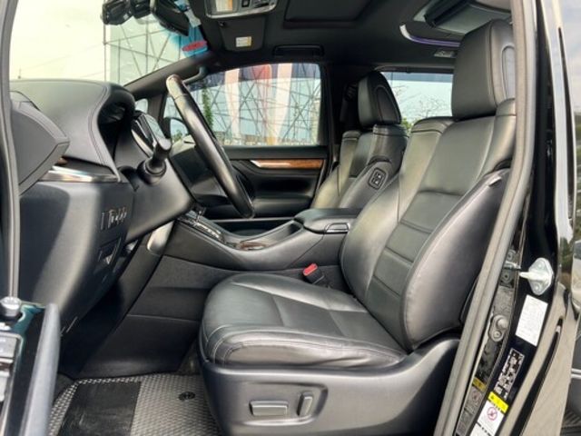 TOYOTA豐田 ALPHARD  第12張相片