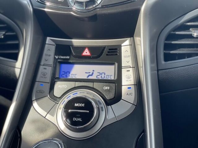 HYUNDAI現代 ELANTRA  第7張相片