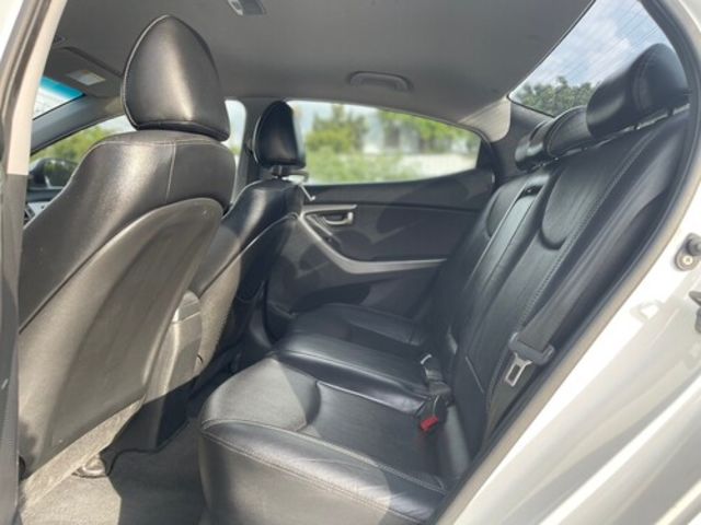 HYUNDAI現代 ELANTRA  第10張相片