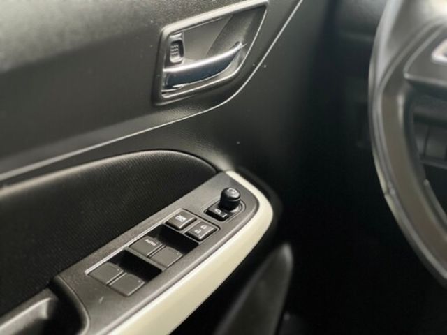 SUZUKI鈴木 SWIFT  第9張相片