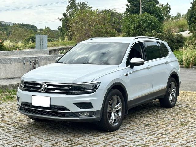 VOLKSWAGEN福斯 TIGUAN ALLSPACE  第1張相片