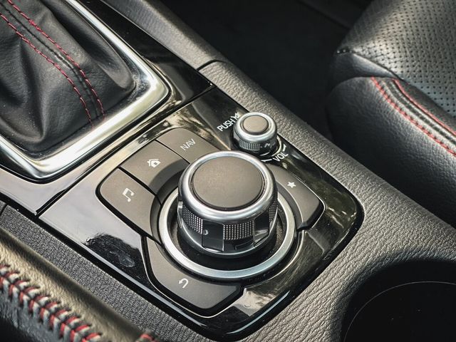 MAZDA馬自達 MAZDA 3  第8張相片