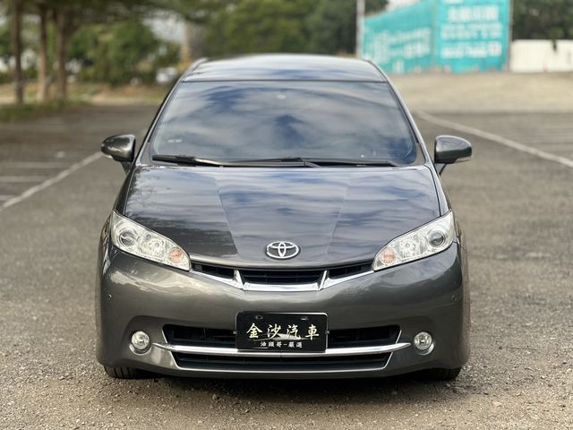 TOYOTA豐田 WISH  第3張相片