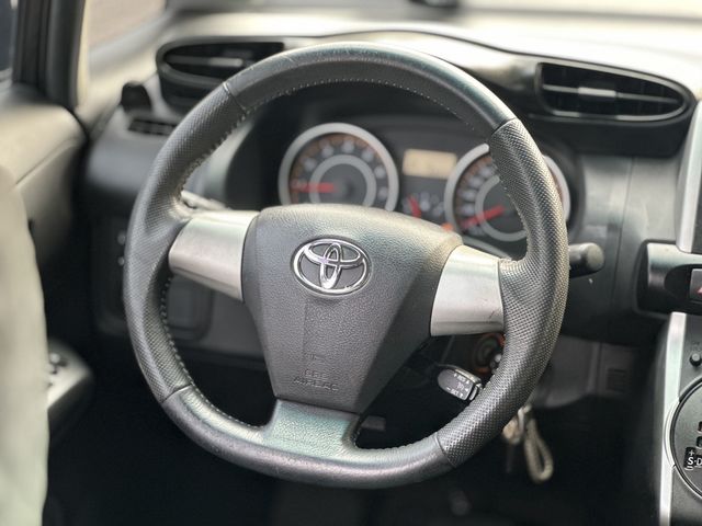TOYOTA豐田 WISH  第6張相片