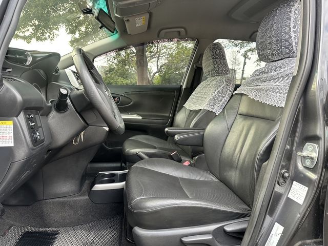 TOYOTA豐田 WISH  第10張相片