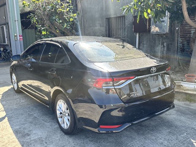 TOYOTA豐田 ALTIS  第9張相片