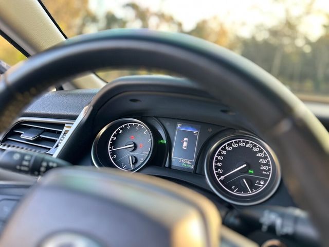TOYOTA豐田 CAMRY  第7張相片