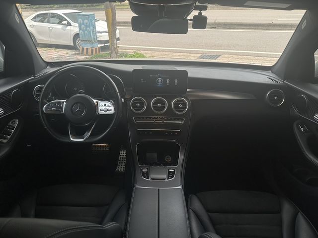 M-BENZ賓士 GLC300  第4張相片