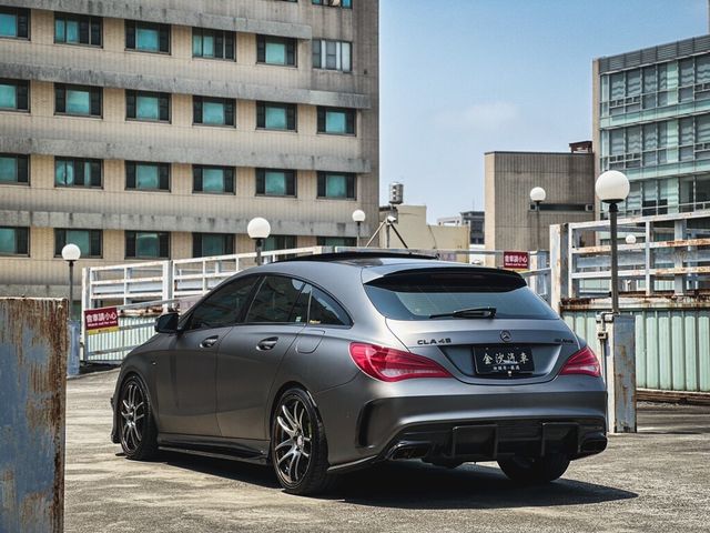 M-BENZ賓士 CLA45 AMG SHOOTING BRAKE  第5張相片