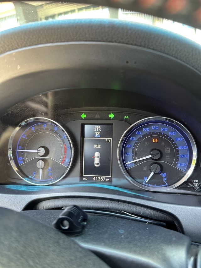 TOYOTA豐田 ALTIS  第4張相片