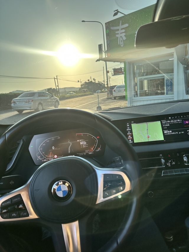 BMW寶馬 118I  第6張相片