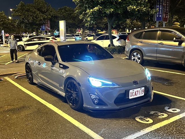 TOYOTA豐田 86  第1張相片