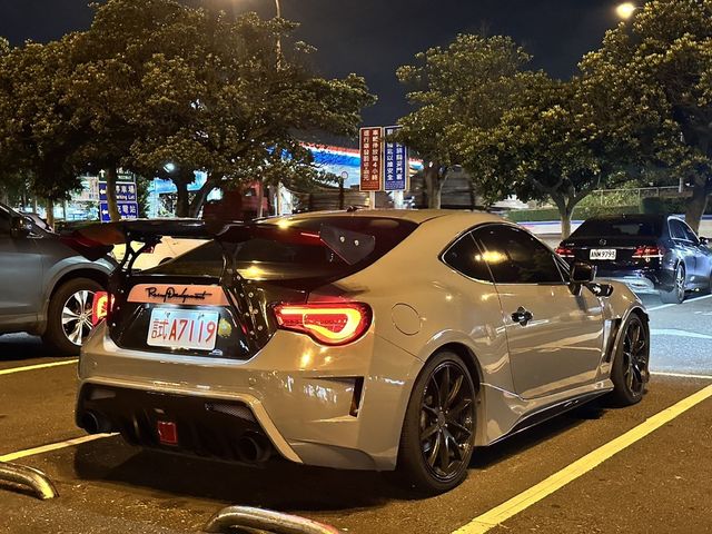 TOYOTA豐田 86  第2張相片