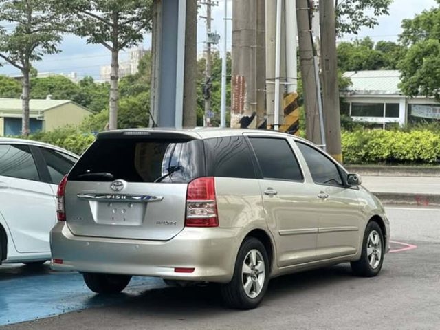 TOYOTA豐田 WISH  第2張相片