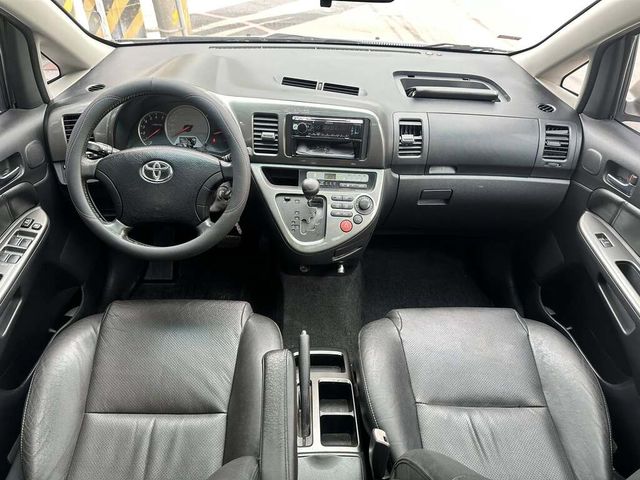 TOYOTA豐田 WISH  第9張相片
