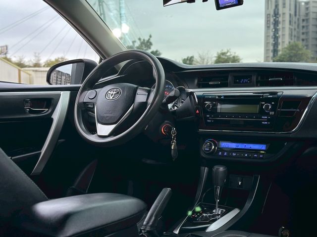 TOYOTA豐田 ALTIS  第7張相片