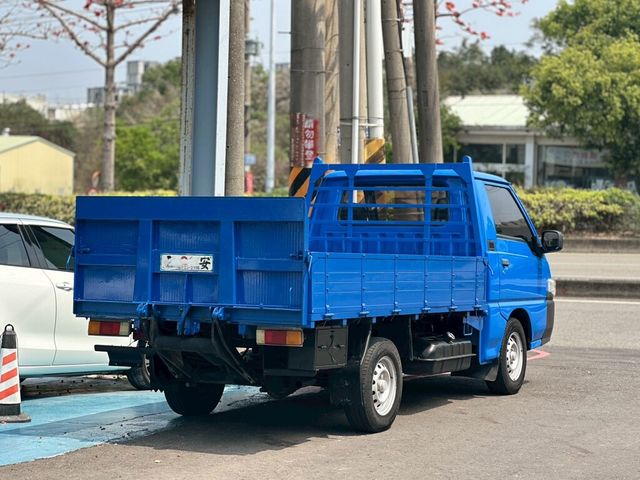 MITSUBISHI三菱 DELICA  第2張相片