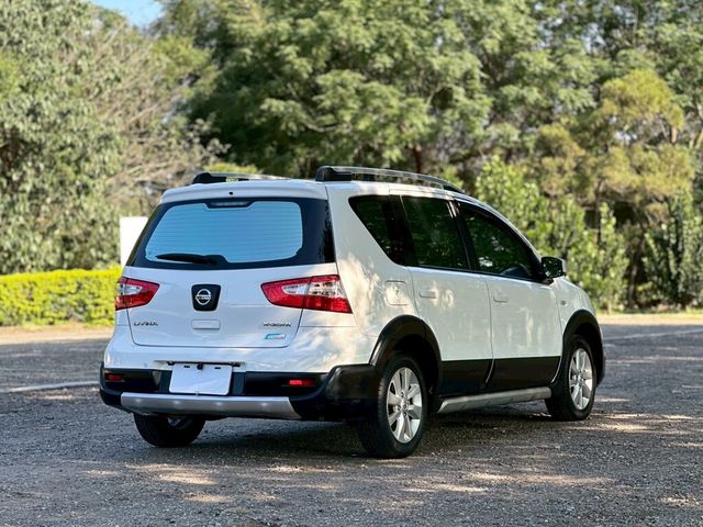 NISSAN日產 LIVINA  第2張相片