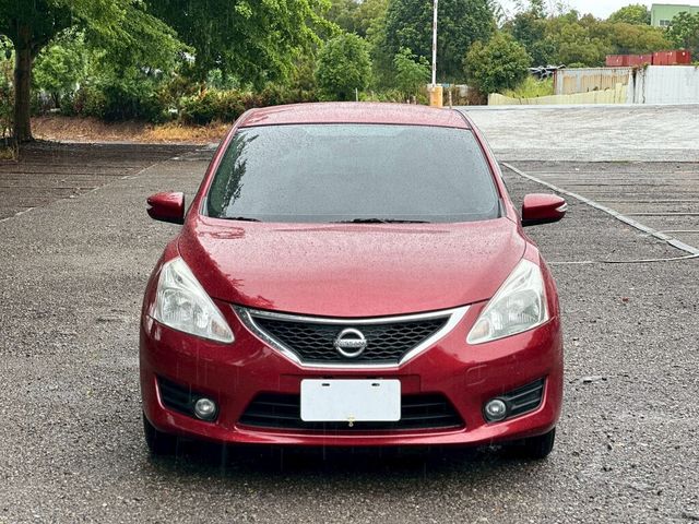 NISSAN日產 TIIDA  第2張相片