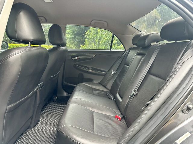 TOYOTA豐田 ALTIS  第6張相片