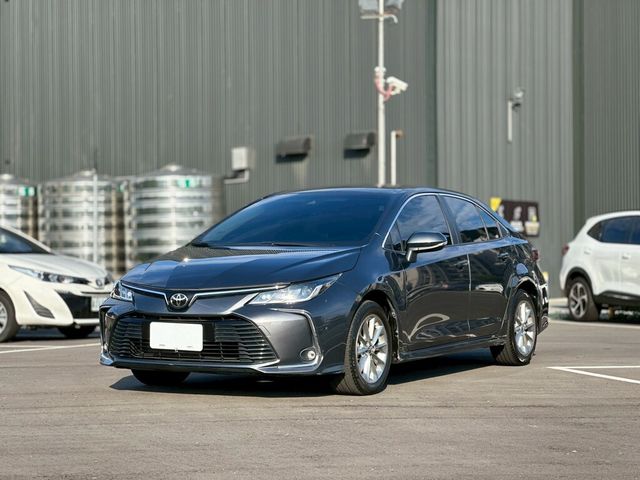 TOYOTA豐田 ALTIS  第1張相片