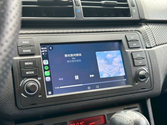 BMW寶馬 330CI  第5張相片