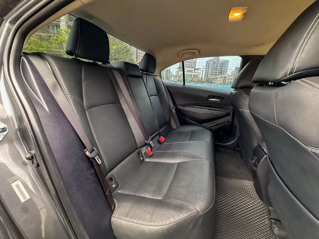 TOYOTA豐田 ALTIS  第4張相片