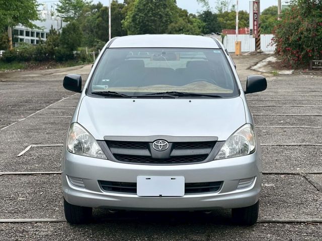 TOYOTA豐田 INNOVA  第3張相片