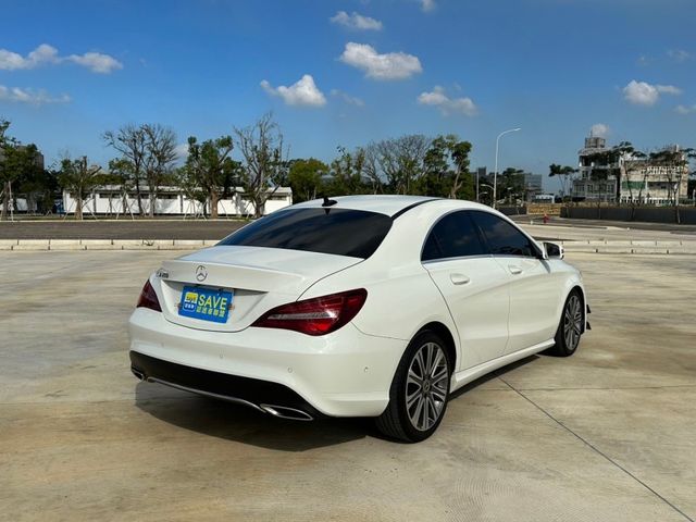 Mercedes-Benz/賓士 CLA200  第6張相片