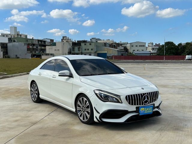 Mercedes-Benz/賓士 CLA200  第7張相片