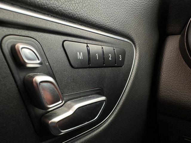 Mercedes-Benz/賓士 CLA200  第13張相片