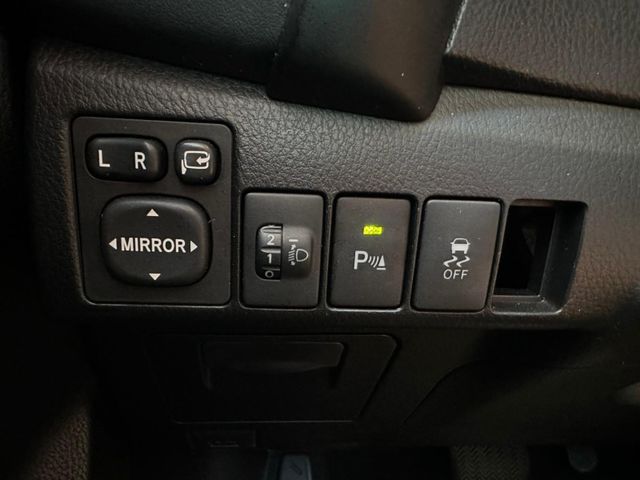 Toyota ALTIS  第12張相片