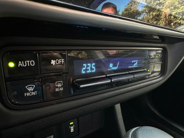Toyota ALTIS  第13張相片