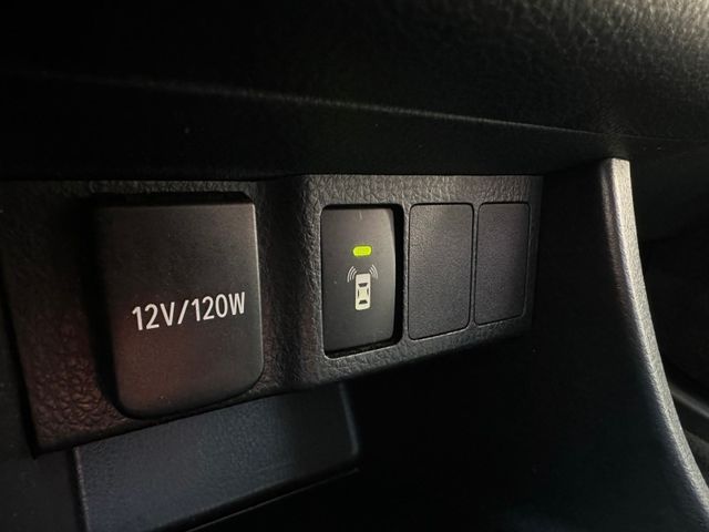 Toyota ALTIS  第14張相片
