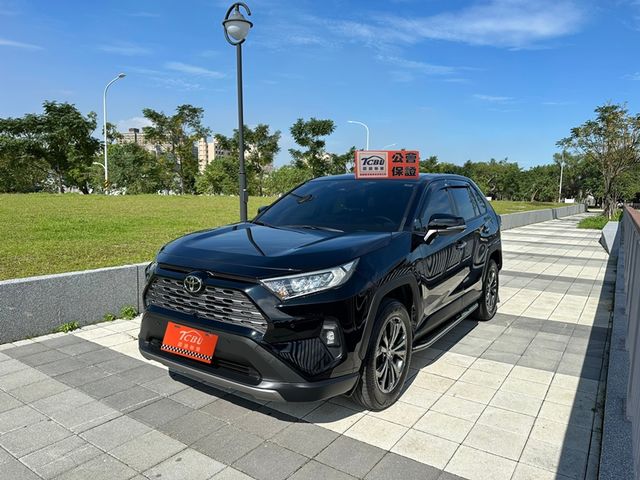 Toyota RAV4  第4張相片