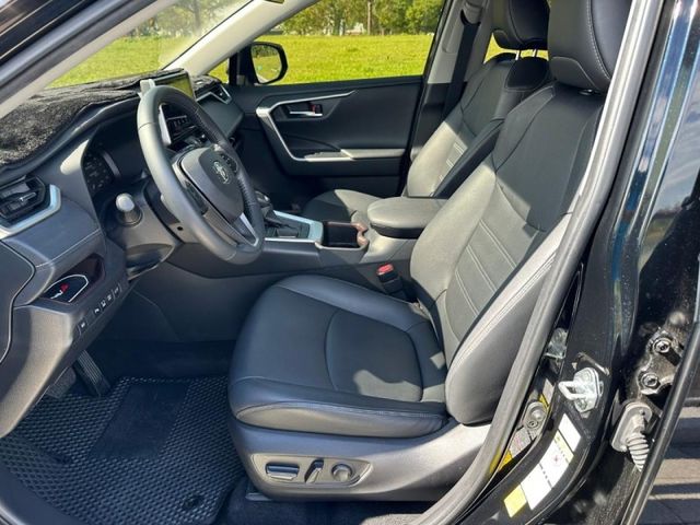 Toyota RAV4  第10張相片