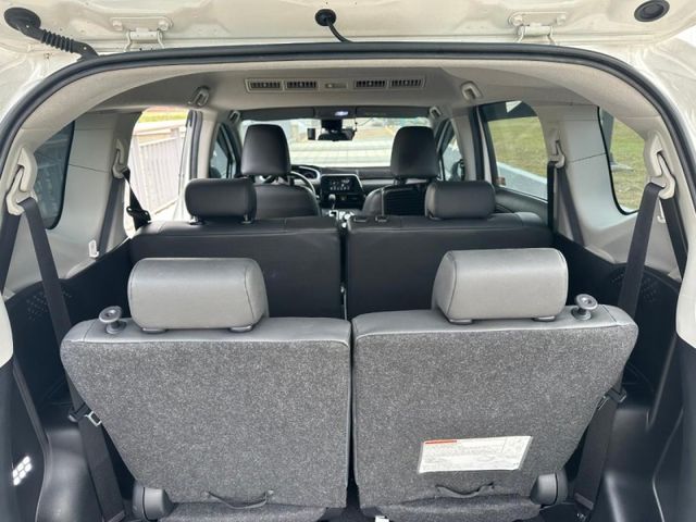 Toyota SIENTA  第9張相片