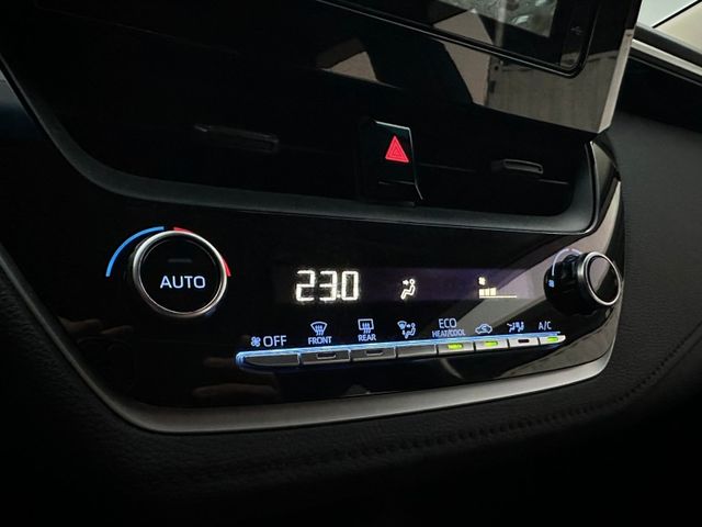 Toyota ALTIS  第3張相片
