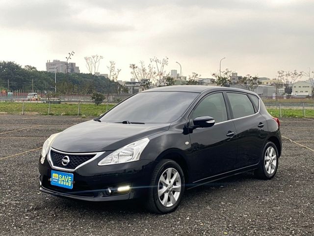 Nissan Tiida  第1張相片