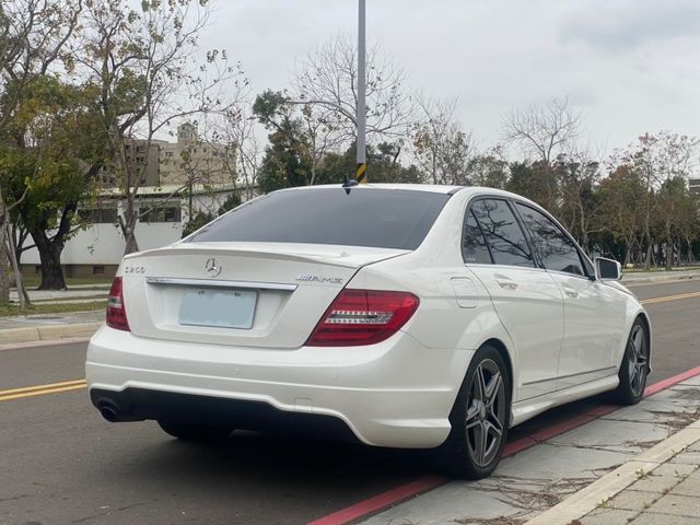 2013 BENZ C250  第3張相片