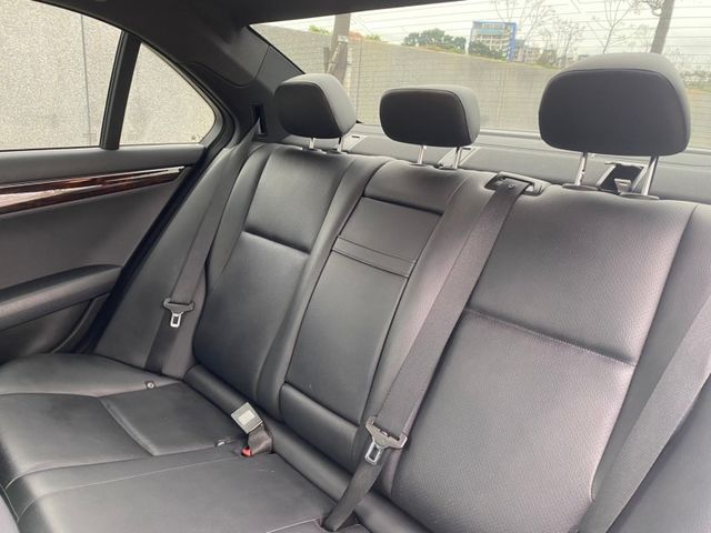 2013 BENZ C250  第10張相片