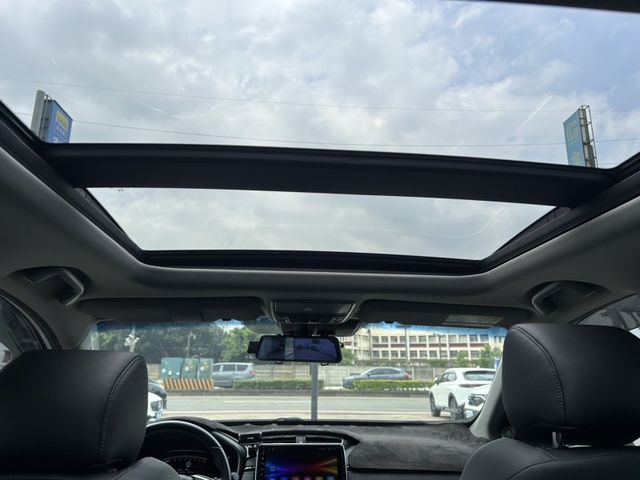 Honda CR-V  第6張相片
