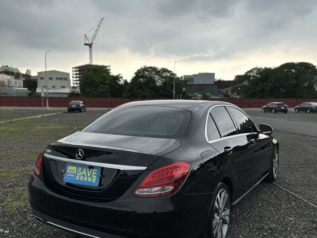 Mercedes-Benz/賓士 C300  第10張相片