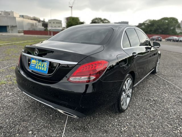 Mercedes-Benz/賓士 C300  第13張相片