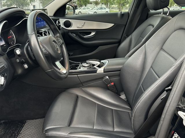 Mercedes-Benz/賓士 C300  第14張相片