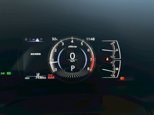 Lexus ES  第12張相片
